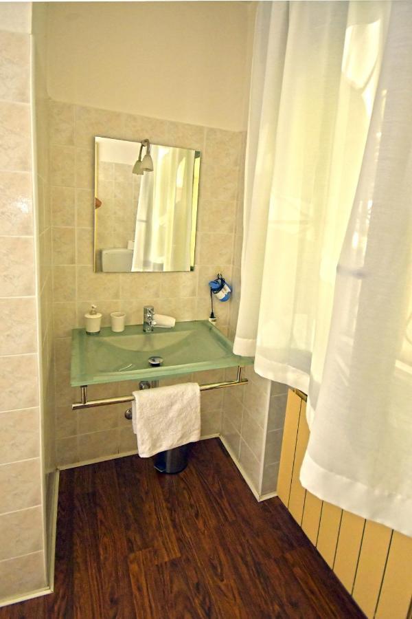 B&B La Casa Nel Bosco Invorio Inferiore Bagian luar foto