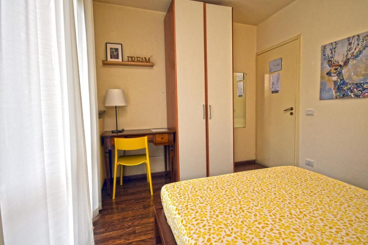 B&B La Casa Nel Bosco Invorio Inferiore Bagian luar foto